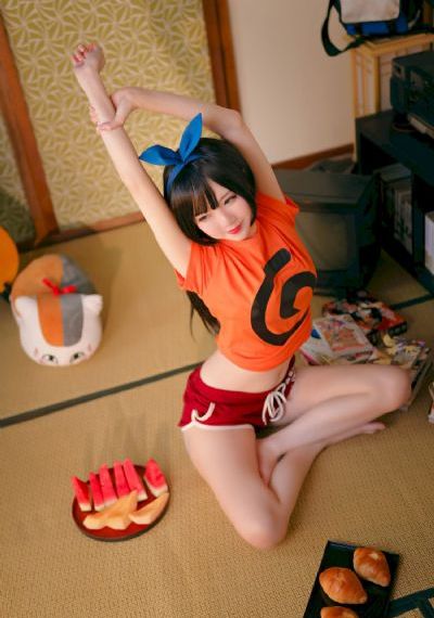妈妈丰满的朋友